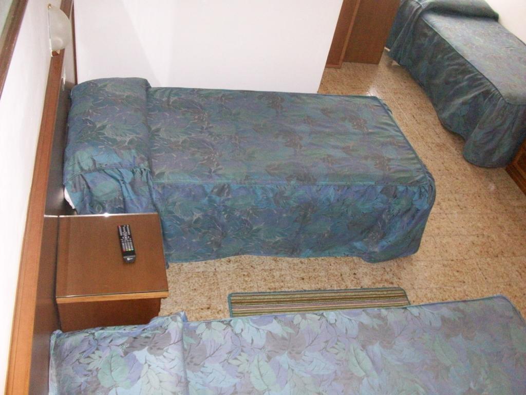 Hotel Santorotto Di Fabio Terrosi Sinalunga Habitación foto